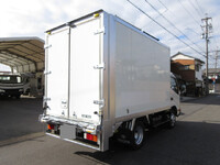 トヨタトヨエースパネルバン小型（2t・3t）[写真05]