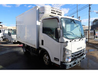 いすゞエルフ冷凍車（冷蔵車）小型（2t・3t）[写真01]