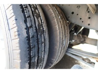 いすゞエルフ冷凍車（冷蔵車）小型（2t・3t）[写真28]