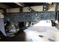 いすゞエルフ冷凍車（冷蔵車）小型（2t・3t）[写真30]