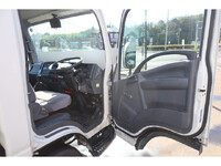 いすゞエルフ冷凍車（冷蔵車）小型（2t・3t）[写真33]