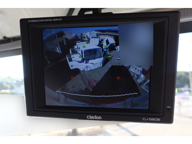 いすゞエルフ冷凍車（冷蔵車）小型（2t・3t）[写真38]