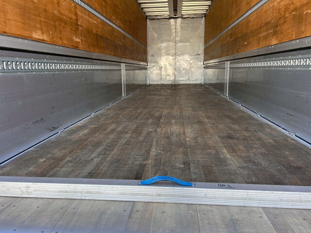 日野プロフィアアルミウイング大型（10t）[写真13]