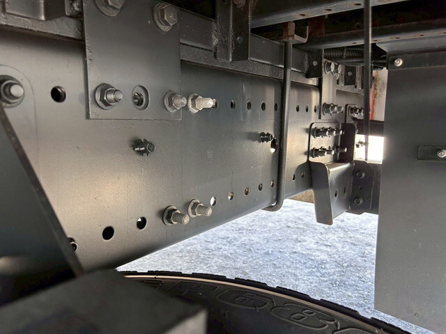 日野プロフィアアルミウイング大型（10t）[写真18]