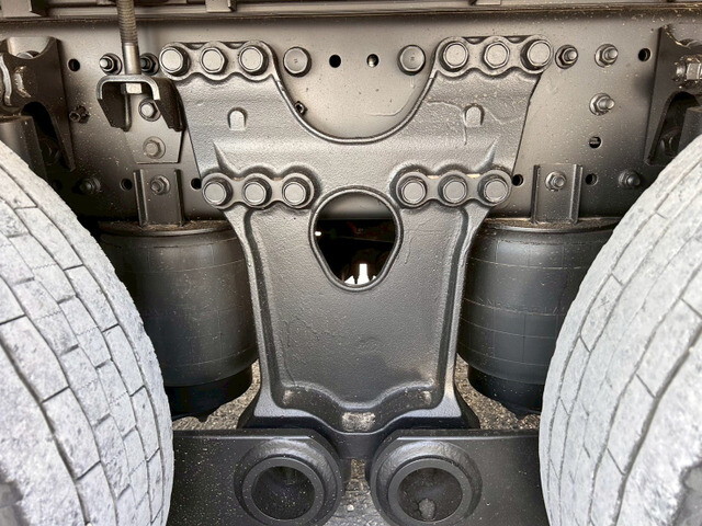 日野プロフィアアルミウイング大型（10t）[写真22]