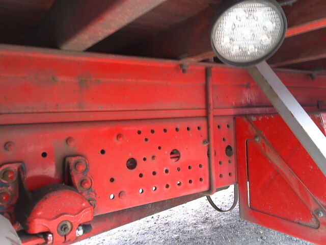 いすゞフォワードクレーン4段増トン（6t・8t）[写真14]