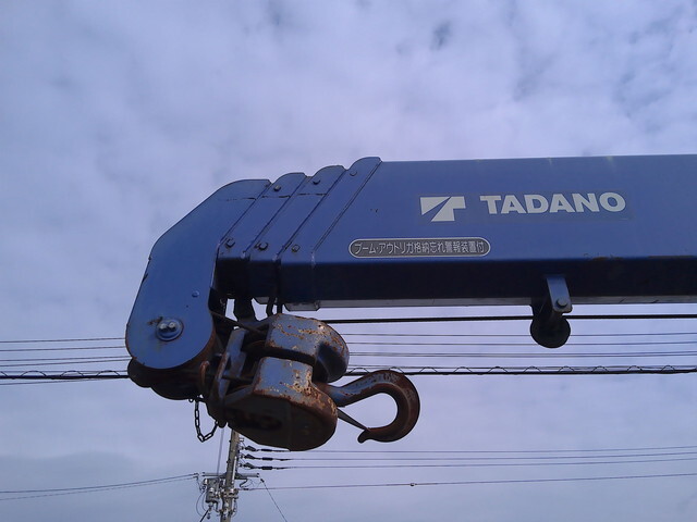 いすゞフォワードクレーン4段増トン（6t・8t）[写真18]