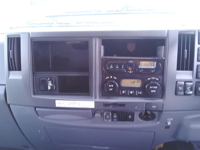 いすゞフォワードクレーン4段増トン（6t・8t）[写真29]