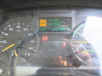 三菱ふそうキャンターアルミバン小型（2t・3t）[写真17]