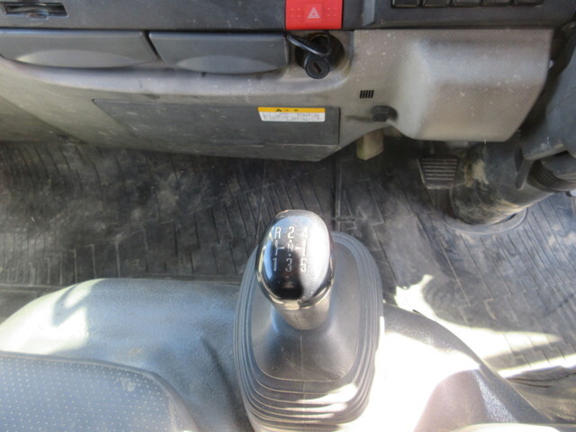 いすゞエルフダンプ小型（2t・3t）[写真12]