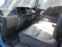 いすゞエルフダンプ小型（2t・3t）[写真17]