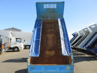 いすゞエルフダンプ小型（2t・3t）[写真23]