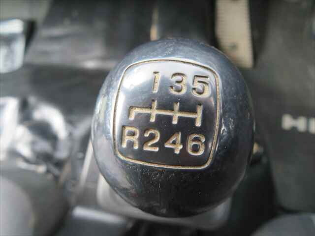 日野レンジャーダンプ中型（4t）[写真15]