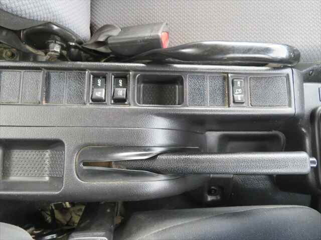 日野レンジャーダンプ中型（4t）[写真16]