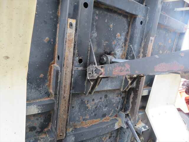 日野レンジャーダンプ中型（4t）[写真31]