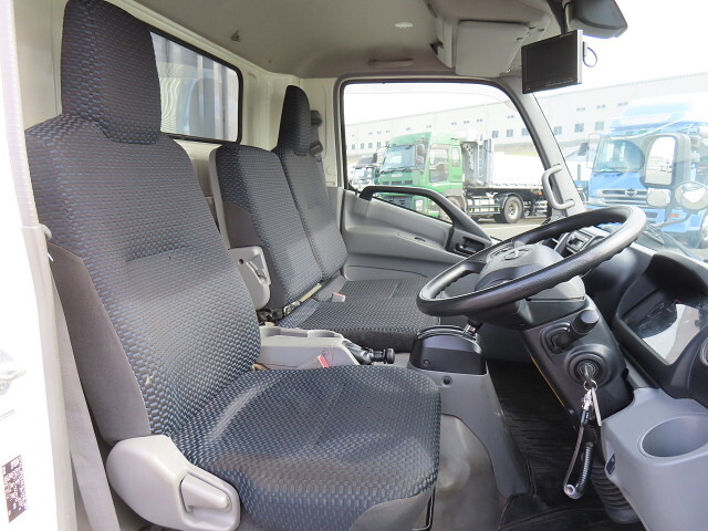 日野デュトロアルミブロック小型（2t・3t）[写真14]