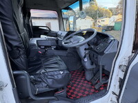 三菱ふそうスーパーグレートトレーラーヘッド（トラクターヘッド）大型（10t）[写真21]