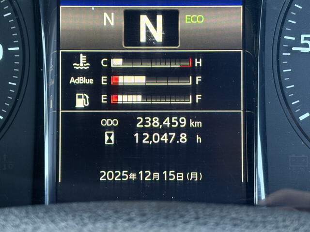 日野プロフィアトレーラーヘッド（トラクターヘッド）大型（10t）[写真21]