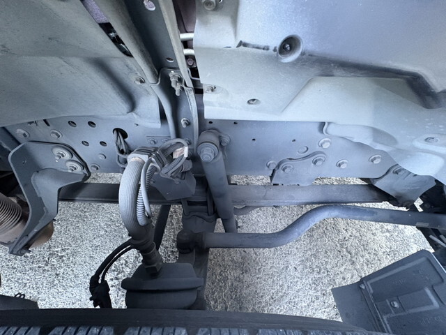 日野プロフィアトレーラーヘッド（トラクターヘッド）大型（10t）[写真27]