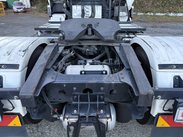 日野プロフィアトレーラーヘッド（トラクターヘッド）大型（10t）[写真07]