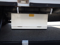 日野レンジャー幌ウイング中型（4t）[写真21]