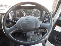 日野レンジャー幌ウイング中型（4t）[写真27]