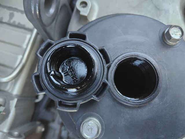 日野プロフィア冷凍車（冷蔵車）大型（10t）[写真14]