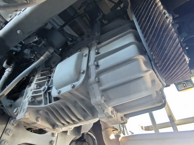 日野プロフィア冷凍車（冷蔵車）大型（10t）[写真22]