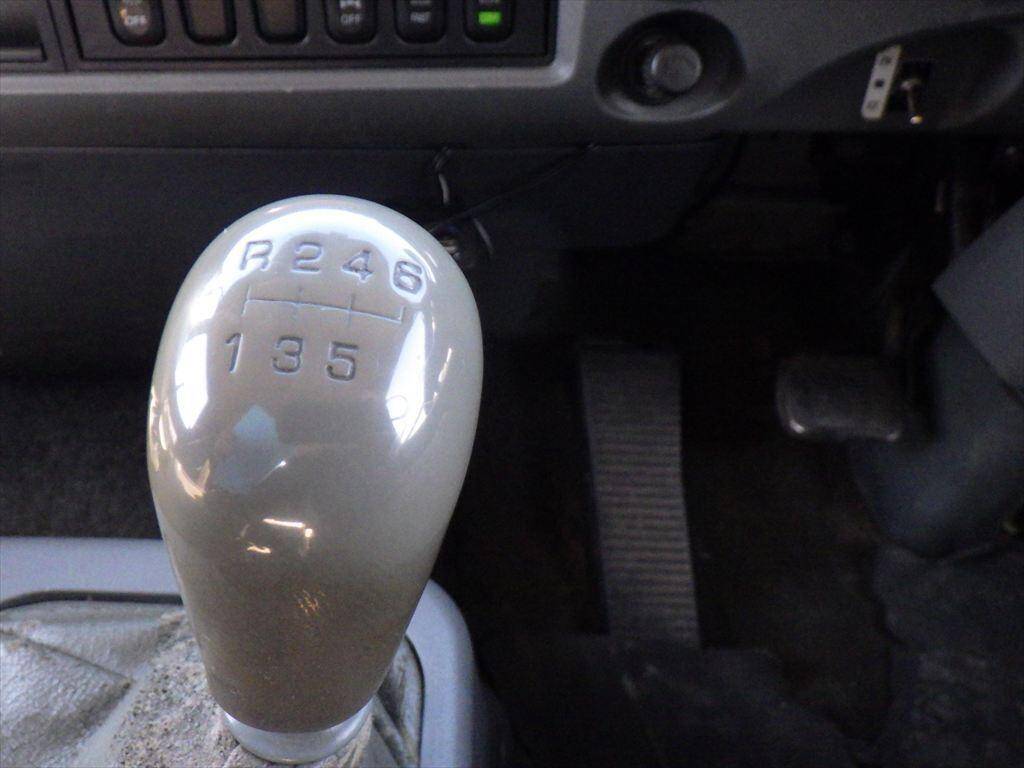 三菱ふそうファイターその他の形状増トン（6t・8t）[写真20]