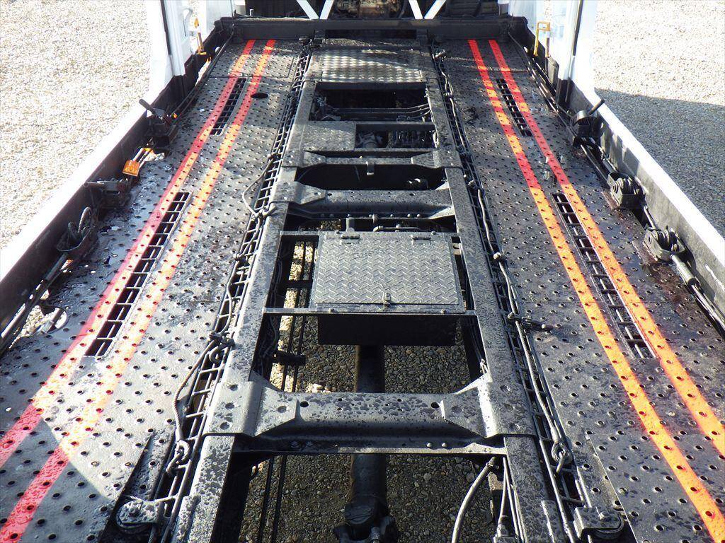 三菱ふそうファイターその他の形状増トン（6t・8t）[写真08]