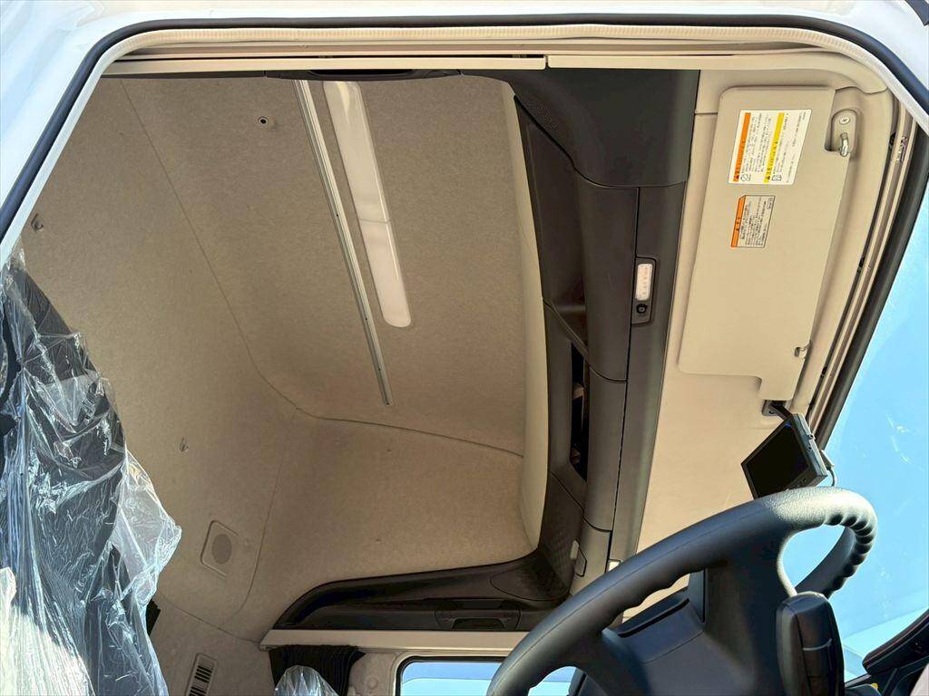 三菱ふそうスーパーグレートトレーラーヘッド（トラクターヘッド）大型（10t）[写真21]