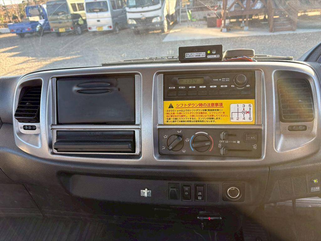 日野レンジャークレーン4段中型（4t）[写真19]