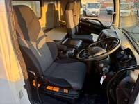 日野プロフィアアルミウイング大型（10t）[写真21]