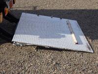 三菱ふそうキャンタークレーン3段小型（2t・3t）[写真13]