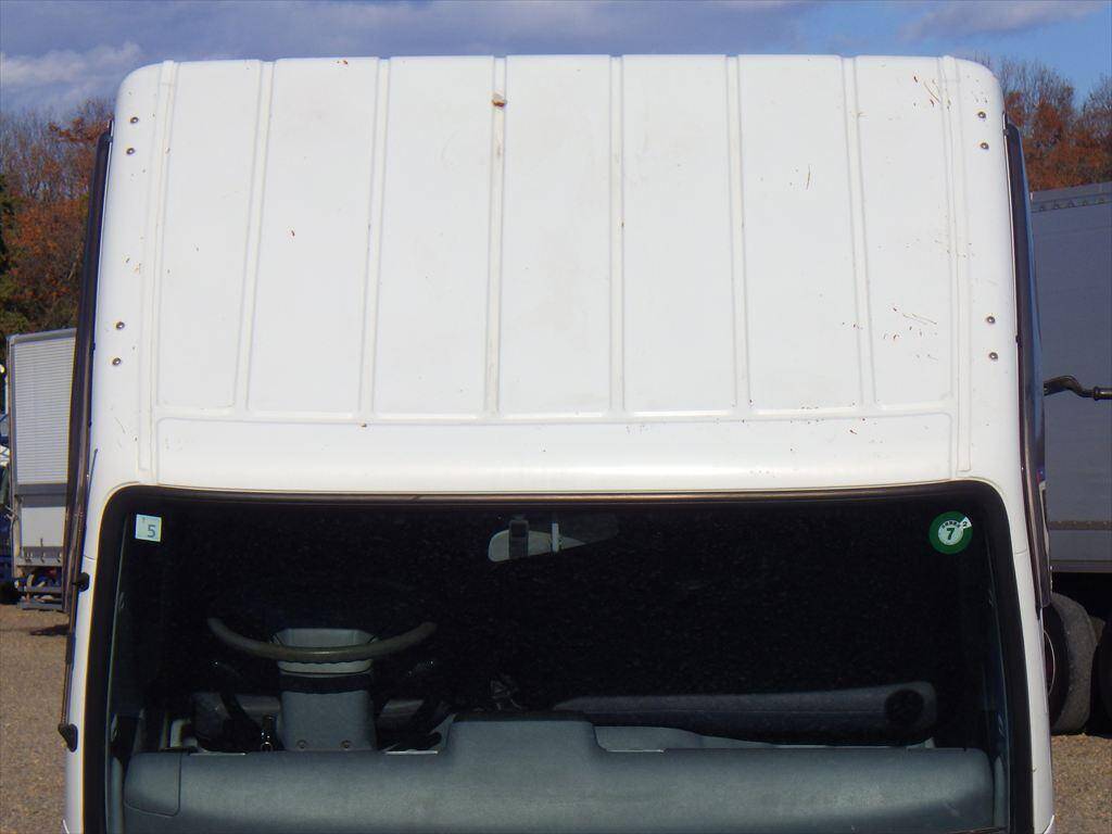 三菱ふそうキャンタークレーン3段小型（2t・3t）[写真19]