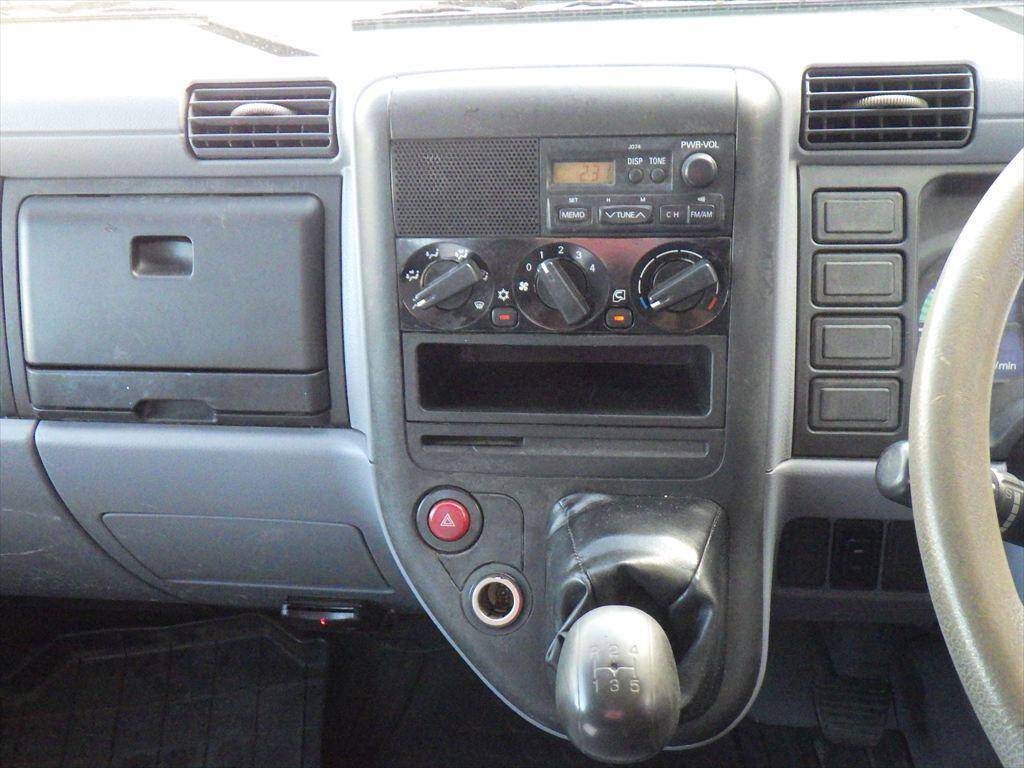 三菱ふそうキャンタークレーン3段小型（2t・3t）[写真21]