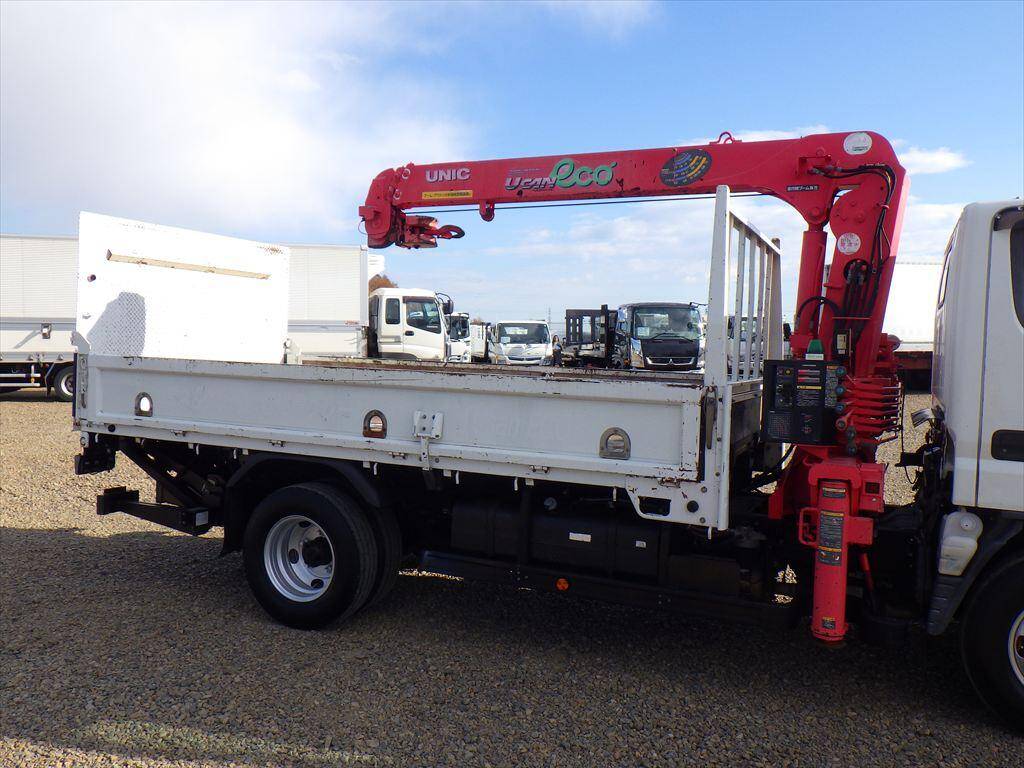 三菱ふそうキャンタークレーン3段小型（2t・3t）[写真05]