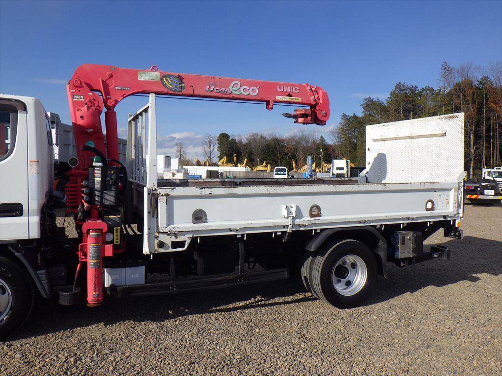 三菱ふそうキャンタークレーン3段小型（2t・3t）[写真06]