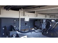 いすゞフォワードアルミウイング中型（4t）[写真28]