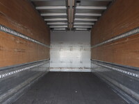 いすゞフォワードアルミウイング中型（4t）[写真09]