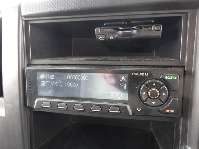 いすゞフォワードアルミウイング中型（4t）[写真14]