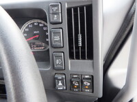 いすゞフォワードアルミウイング中型（4t）[写真19]