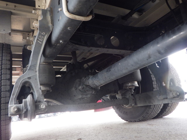 いすゞフォワードアルミウイング中型（4t）[写真22]