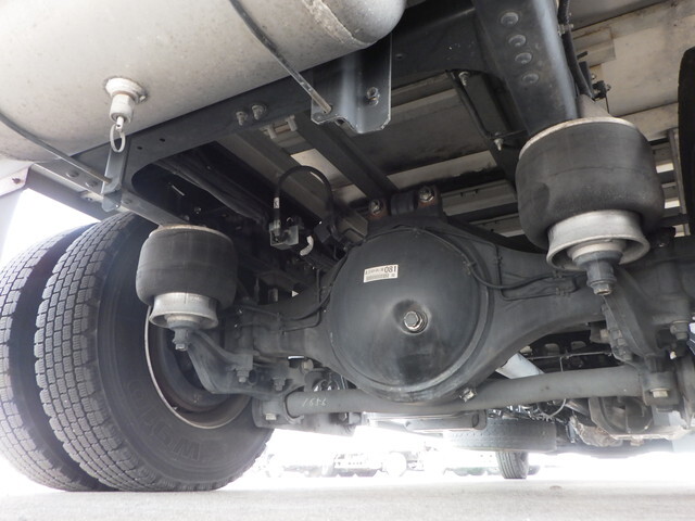 いすゞフォワードアルミウイング中型（4t）[写真23]