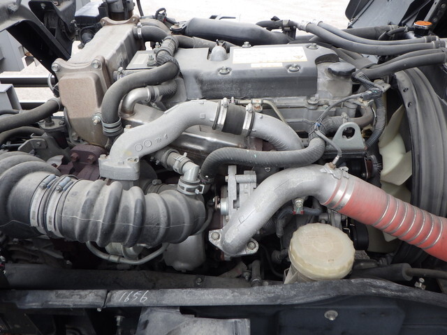 いすゞフォワードアルミウイング中型（4t）[写真28]