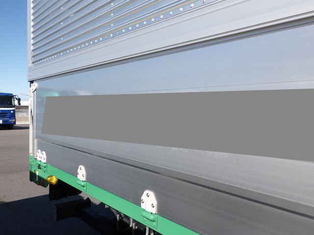 いすゞフォワードアルミウイング中型（4t）[写真38]