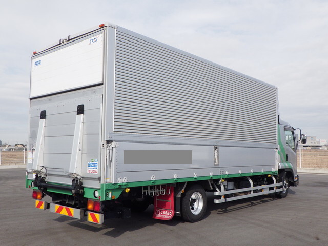 いすゞフォワードアルミウイング中型（4t）[写真04]