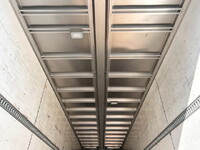 UDトラックスクオンパネルウイング大型（10t）[写真13]