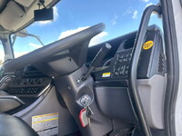 UDトラックスクオンパネルウイング大型（10t）[写真20]