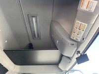 UDトラックスクオンパネルウイング大型（10t）[写真21]